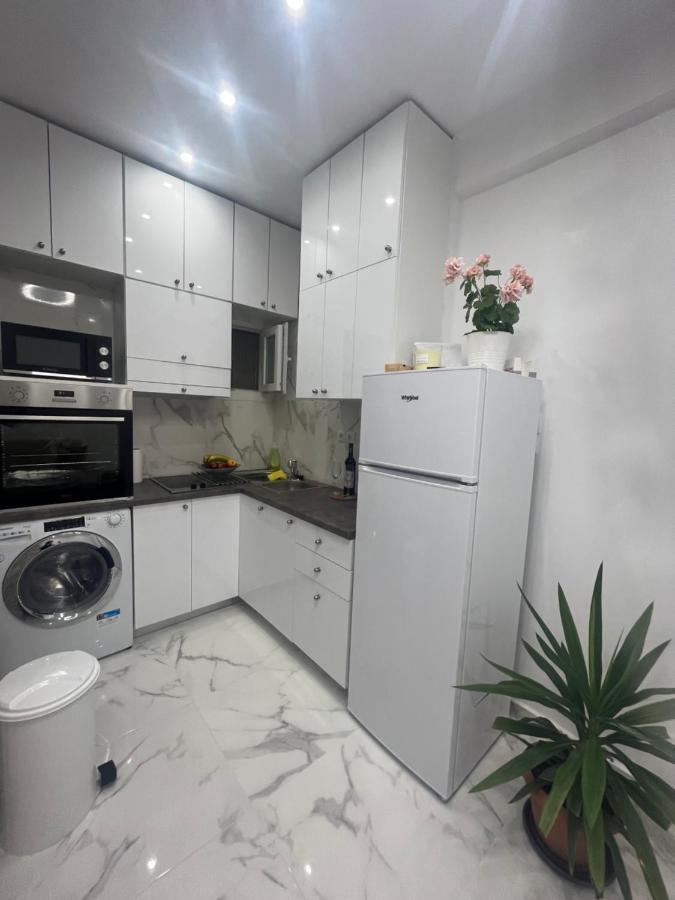 White Apartment 아테네 외부 사진